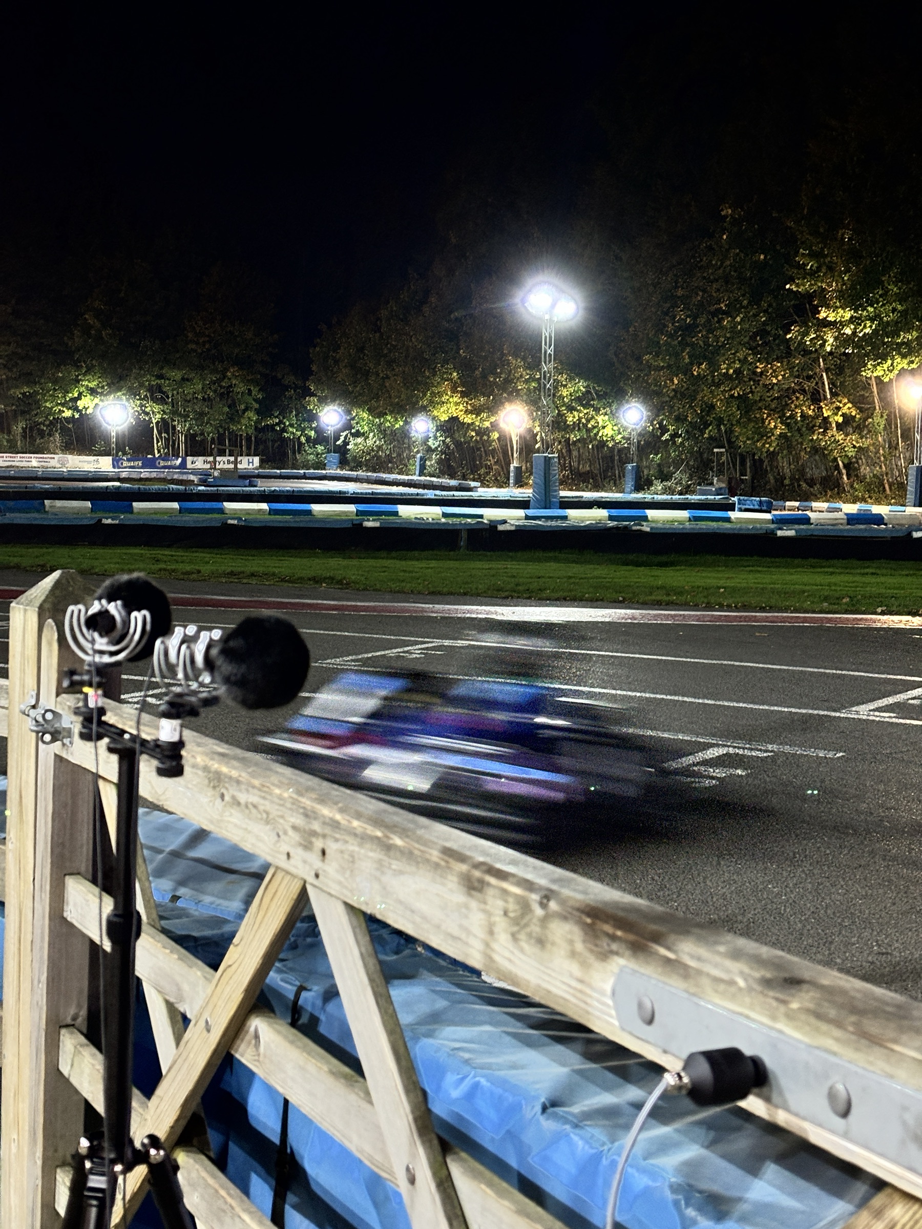Movement / engine / pass-by perspective